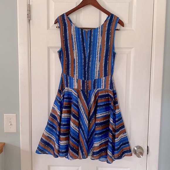 art & co Fit and Flare Style Cocktail Dress - Picture 2 of 9